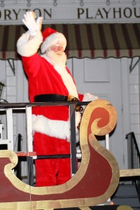 Santa_comes_to_IPH_20101