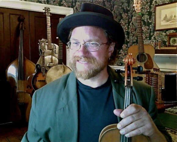 Craig Edwards will give a concert with the Root Farmers at Bushnell Farm on Father's Day.