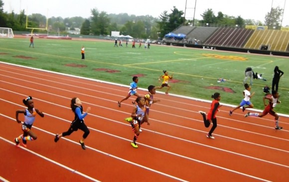 Zoe Eastman-Grossel finishes in sixth place in the AAU Regional 100 meter final, qualifying her for a spot on the Junior Olympics team.