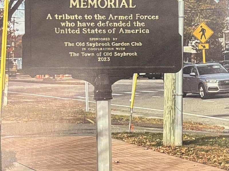 A Blue Star Memorial Plaque sits on Main Street in Old Saybrook.