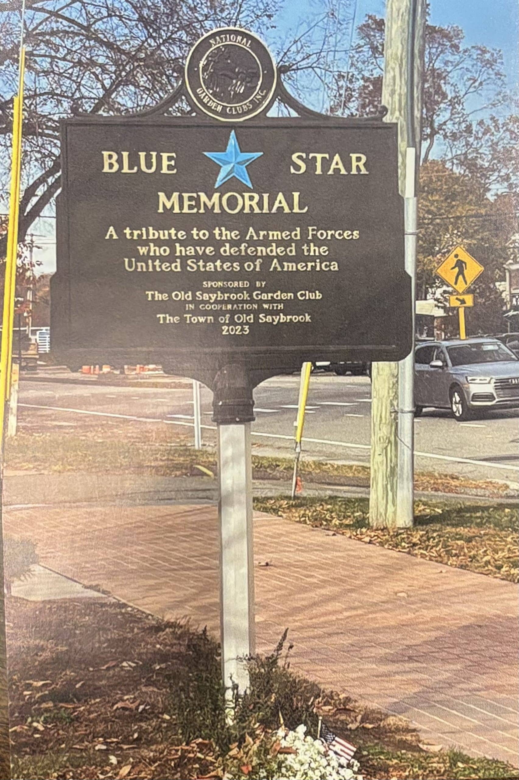 A Blue Star Memorial Plaque sits on Main Street in Old Saybrook.